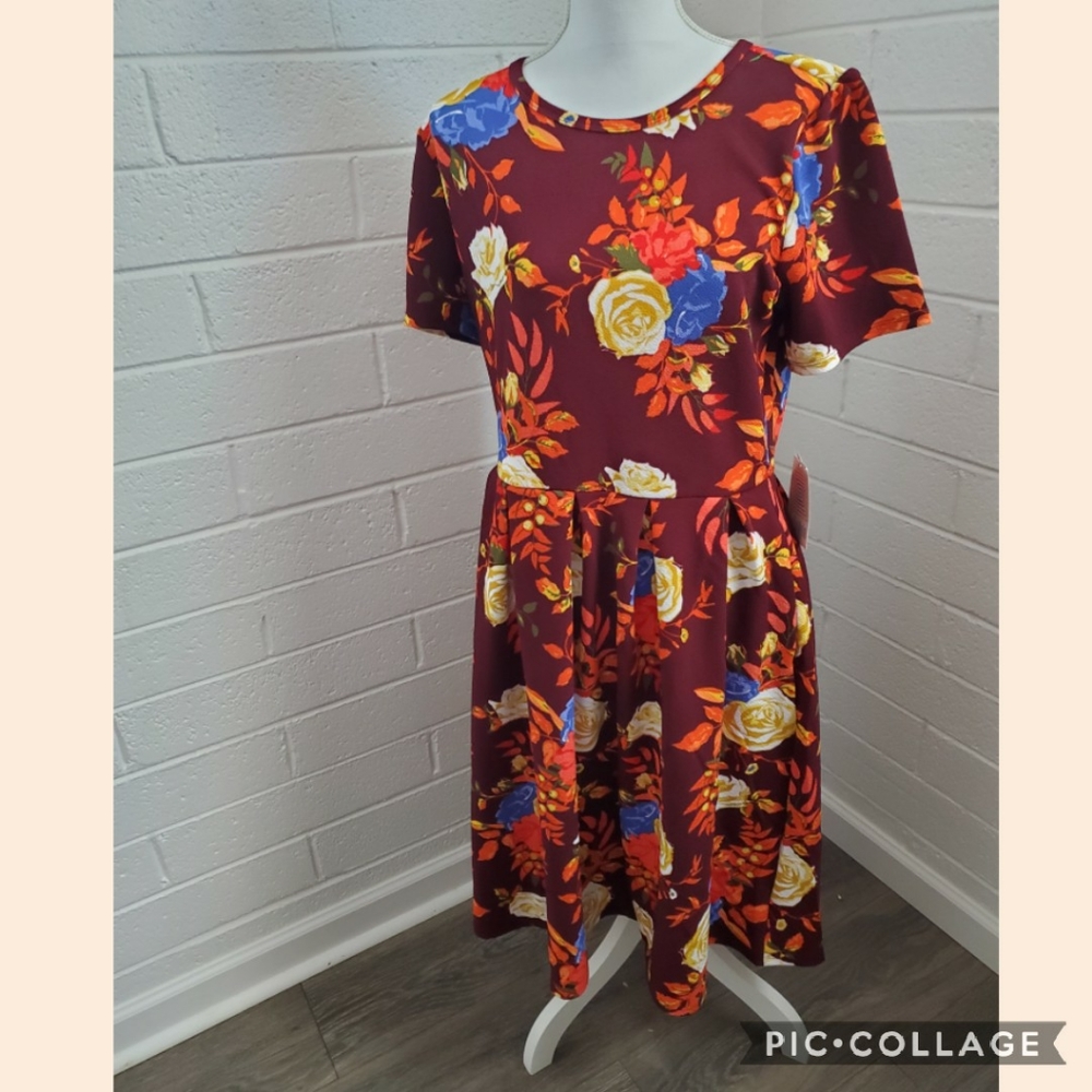 Lularoe amelia floral pattern